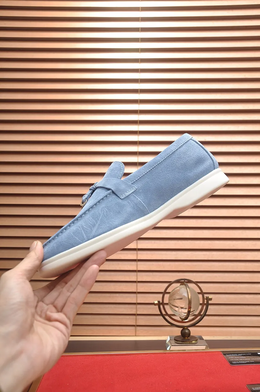 Men's shoes 💰400💶[𝐥𝐨𝐫𝐨 𝐏𝐢𝐚𝐧𝐚] [Couple model] High-end quality, affordable price, LP classic loafers, Italian treasure brand, the only brand that can match Hermès! Only after wearing it do we know that we can’t live up to our feet. Women’s code: 35-40 (customized sizes 34, 41, 42 are non-returnable) Men’s code: 38-44 (customized 45, 46, 47, 48 are non-refundable) Fabric: Customized imported cashmere Lining: Customized imported fetal cowhide Foot: Imported benzene-dyed calfskin Outsole: Exclusive original glass rubber outsole